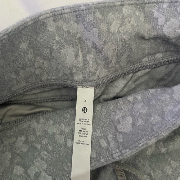 Ready to Rulu Lululemon Joggers - Grey - Picture 4 of 4